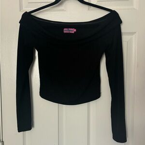 Gorgeous off the shoulder black long sleeve from edikted. Worn once.